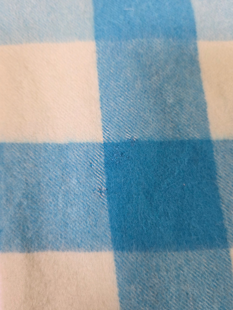 Amicale blue cashmere scarf - Image 3