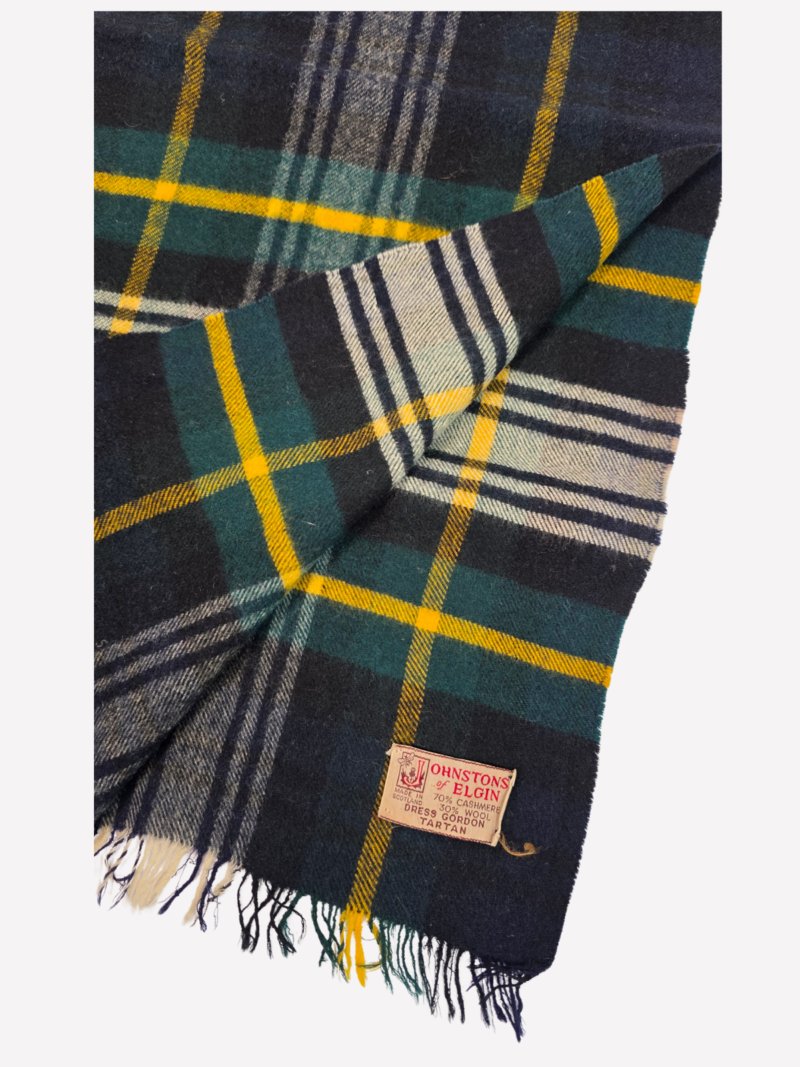 Johnstons of Elgin Dress Gordon tartan pattern scarf - Image 2