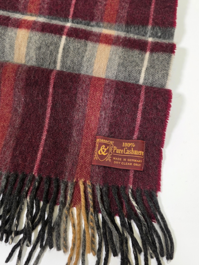 Burgundy and grey cashmere scarf - Image 2