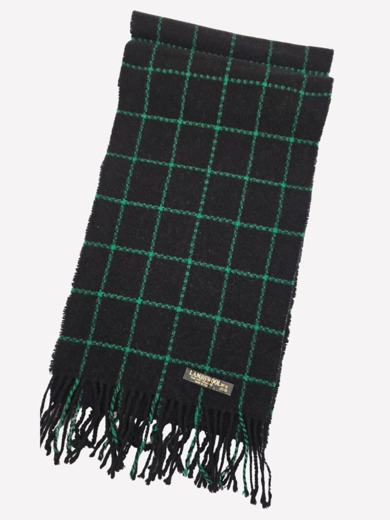 Black and green checkered lambswool scarf - Image 2
