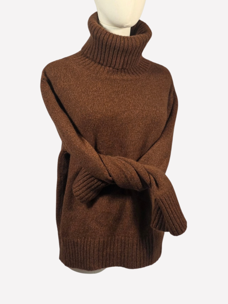 Oliver Lattughi brown cashmere sweater - Image 2