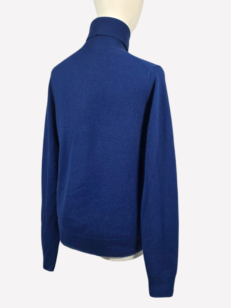 Uniqlo blue cashmere sweater - Image 3
