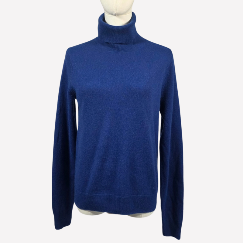 Uniqlo blue cashmere sweater